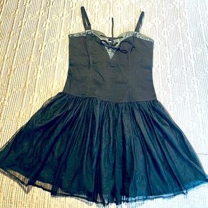 Hot Topic Black Heart Shaped Dress